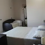 德里乌里维旅馆 招待所 4*