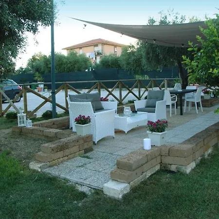 Degli Ulivi Гостевой дом