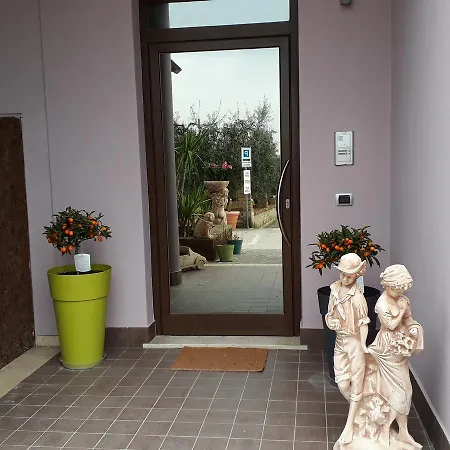 Gasthuis Degli Ulivi Porto SantʼElpidio